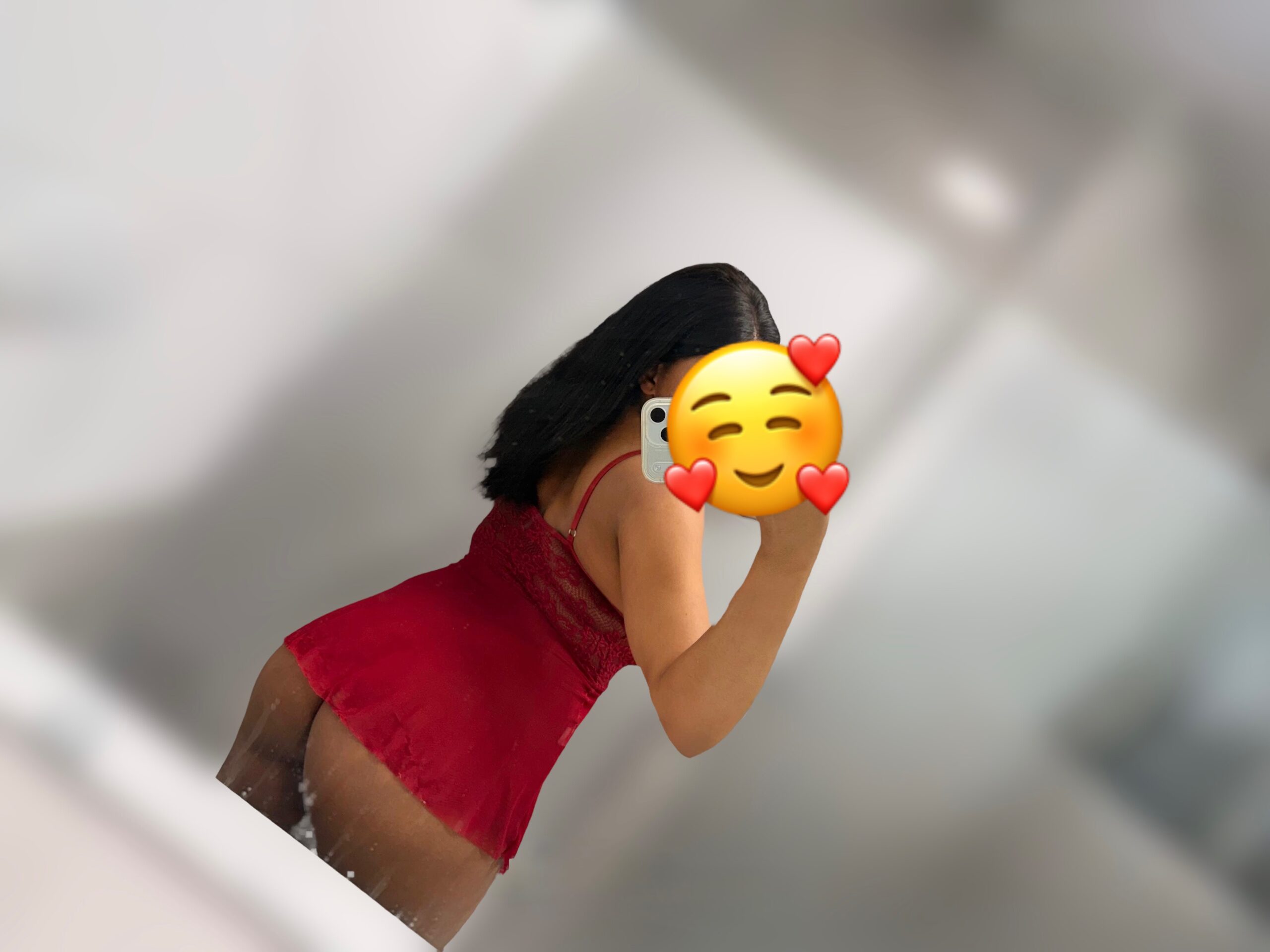 קיילי נתניה – אפריקאית בת 24